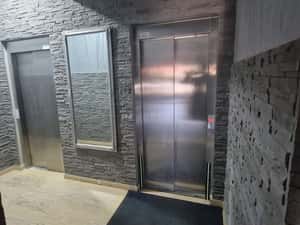 Apartament 2 camere Decomandat, balcon, lift, Giulesti — miniatura 3