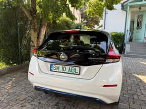 Vând Nissan Leaf 40 kWh, an fabricație 2018, în stare foarte bună. — miniatura 3