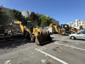 Firma Autorizata Demolam Garaje de Beton sau Tabla — miniatura 5