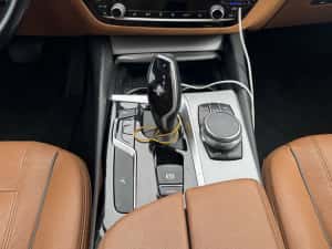 Bmw G30 2019 2.0 i mild hybrid negociabil. — miniatura 8