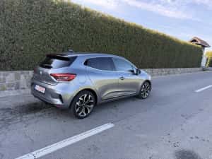 Mitsubishi Colt  renault Clio — miniatura 2