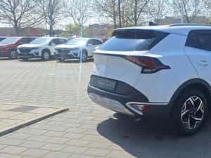 Kia Sportage 5 usi Urban 1.6 T-GDI MHEV HP 160 CP A7 4x2 — miniatura 6