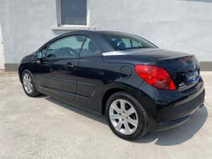 Peugeot 207 Cabrio 2007, 139.000 km, 3.950 EUR — miniatura 4