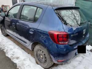Dacia Sandero 2019 avariat — miniatura 4