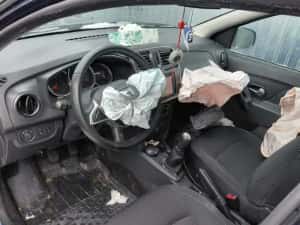 Dacia Sandero 2019 avariat — miniatura 6