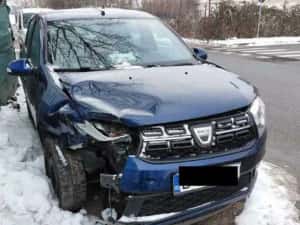 Dacia Sandero 2019 avariat — miniatura 10