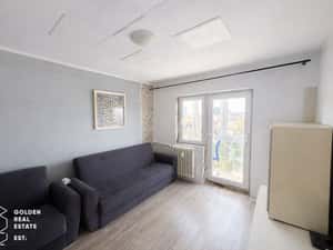 Apartament recent renovat, o camera, Piata Mica, balcon, etaj 4 — miniatura 1