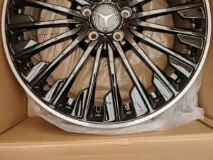 Vand jante de aliaj pentru Mercedes pe 19 marca rc wheels model  306