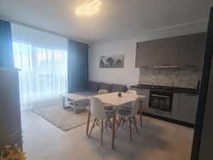 Apartament   doua  camere  fond  nou