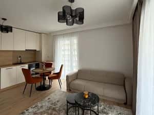 Apartament cu 3 camere, 53 mp, terasa, zona Eroilor — miniatura 4