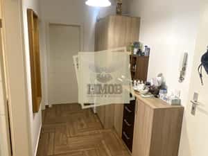 Apartament  2 camere etaj 2 cu balcon si pivnita in Avantgarden — miniatura 6