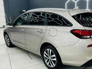 HYUNDAI KONA - PESTE 300 AUTOTURISME ATENT SELECTIONATE — miniatura 3
