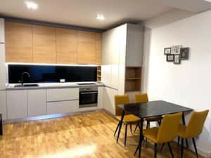 3 CAMERE CU 70 CURTE GENEROASA — miniatura 3