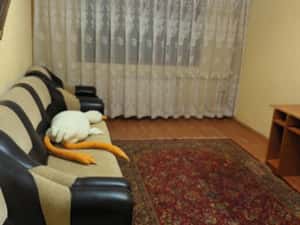 Vand apartament decomandat