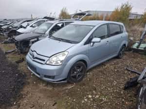 Praguri Toyota Corolla Verso 2006 hatchback 2,2 — miniatura 2