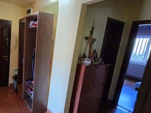 Apartament 3 Camere 2 bai 2 balcoane zona Aradului 118.000 euro — miniatura 6
