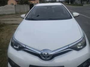 Toyota Auris hibrid — miniatura 2