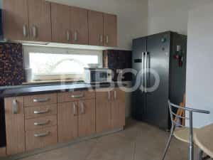 Casa individuala 4 camere P+1E 118 mp cu teren Cisnadie — miniatura 2