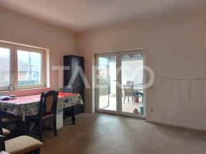 Casa individuala 4 camere P+1E 118 mp cu teren Cisnadie — miniatura 4