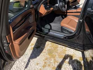 BMW 750d xDrive – 381 CP – 2015 – 5 butoane — miniatura 6