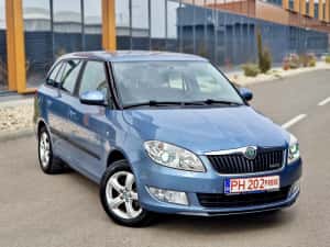 2012 Skoda Fabia GreenLine Luxury/Navi/Climatronic — miniatura 3