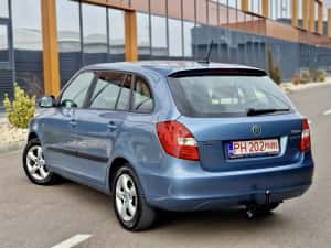 2012 Skoda Fabia GreenLine Luxury/Navi/Climatronic — miniatura 4