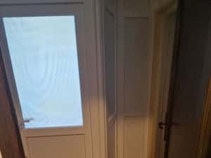 Apartament 2 camere, et. 2/4, decomandat, renovat, nord, Pitesti. — miniatura 4