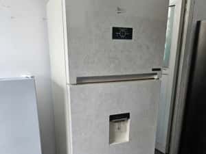 Frigider cu doua usi BEKO , No Frost,406 litri,H 187 cm, Clasa E, Dozator apa Gold ! — miniatura 6