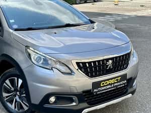 Peugeot 2008 - 2019, 122.000 km, Manuală, 130 HP