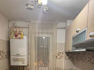 Apartament 2 camere,Craiovița Nouă, renovat,centrală termică,mobilat — miniatura 2