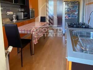 SAD cu 3 camere + spatiu comercial la demisol, — miniatura 3
