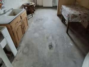 Avantajos  ! Vând apartament cu 4camere confort 1decomandat etajul 3 din 4 etaje — miniatura 2