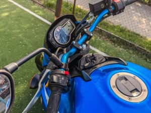 Suzuki GSR 750 – 2014 | Îngrijită exemplar | Alarma Viper | Pregătită de sezon — miniatura 4