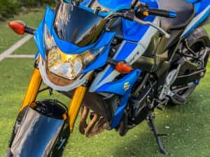 Suzuki GSR 750 – 2014 | Îngrijită exemplar | Alarma Viper | Pregătită de sezon — miniatura 7