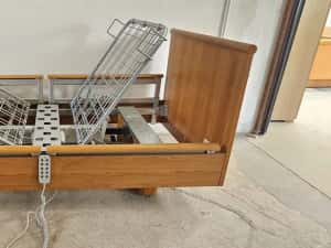 Pat electric cu telecomanda ,pat spital ,pat ingrijire bolnavi/batrani — miniatura 7