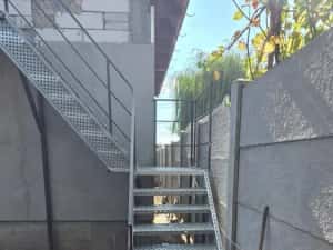 Scări metalice galvanizate la orice demisiune asiguram transport ori u — miniatura 5