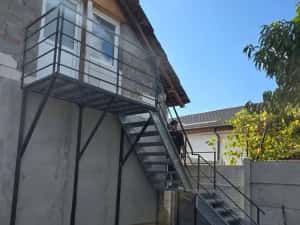 Scări metalice galvanizate la orice demisiune asiguram transport ori u — miniatura 7