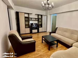 Inchiriez apartament 3 camere Bd Iuliu Maniu