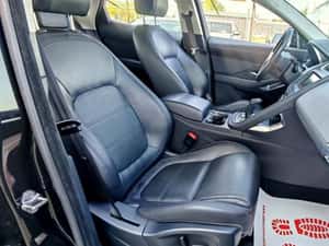 Jaguar E-Pace Automată 180 HP Diesel — miniatura 4