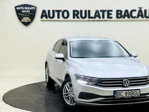 Volkswagen Passat Automată 120 HP Diesel — miniatura 2