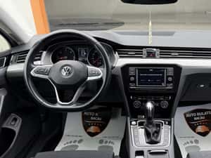 Volkswagen Passat Automată 120 HP Diesel — miniatura 7