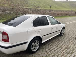 Skoda Octavia 14 benzina gpl, 16 valve, butelie noua, motor refacut co — miniatura 3