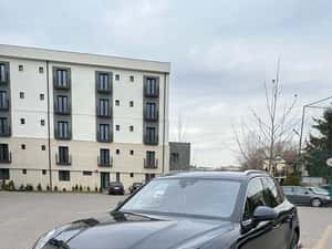 Porsche Cayenne 2019, 81.592 km, 550 cp, 62.900 EUR