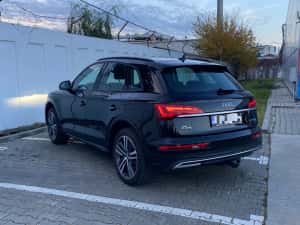 Audi Q5 2023 Plug In AVARIAT — miniatura 10