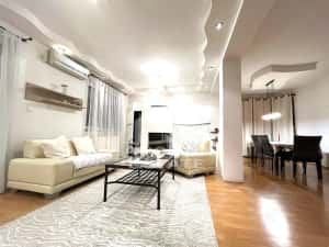 Casa individuala cu 6 camere, 3 bai, garaj, teren 500 mp si 2 fronturi — miniatura 2