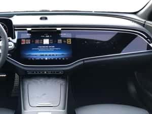 Mercedes-Benz E 450 W214 Automată 367 HP Diesel — miniatura 3