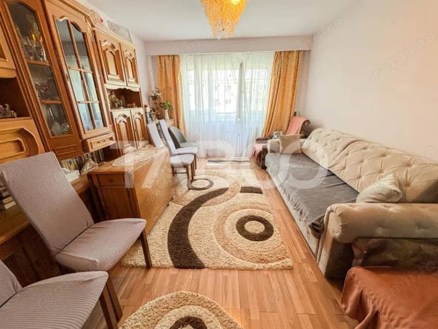 Apartament cu 2 camere de vanzare etaj 3 in Cartierul Intre Lacuri — fotografie 1 din 7