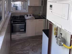 Inchiriez garsoniera Calea Bucuresti zona Piata Centrala — miniatura 7