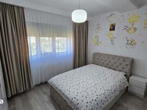 2 camere l bloc nou l Rest Cocosu' Rosu — miniatura 4