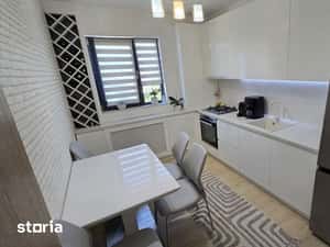 2 camere l bloc nou l Rest Cocosu' Rosu — miniatura 6